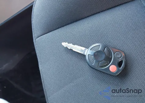 2012 Ford Escape Xlt z USA, uszkodzony, nr VIN 1FMCU9DG0CKB00536